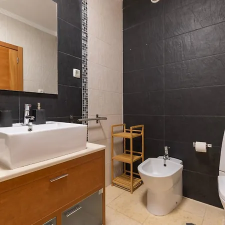 Appartement 2 Bedroom Relax In By Innkeeper
