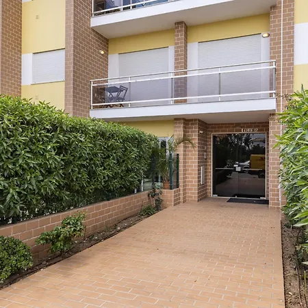 アパート 2 Bedroom Relax In By Innkeeper アルヴォル