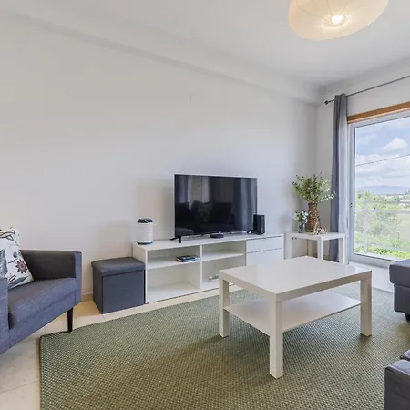 Apartament 2 Bedroom Relax In By Innkeeper